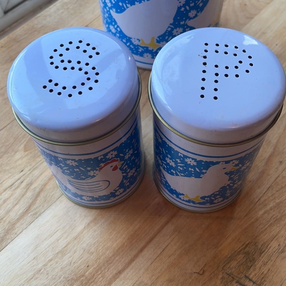 Farmhouse Metal Nesting Canisters + S&P Shakers - Picture 5 of 6